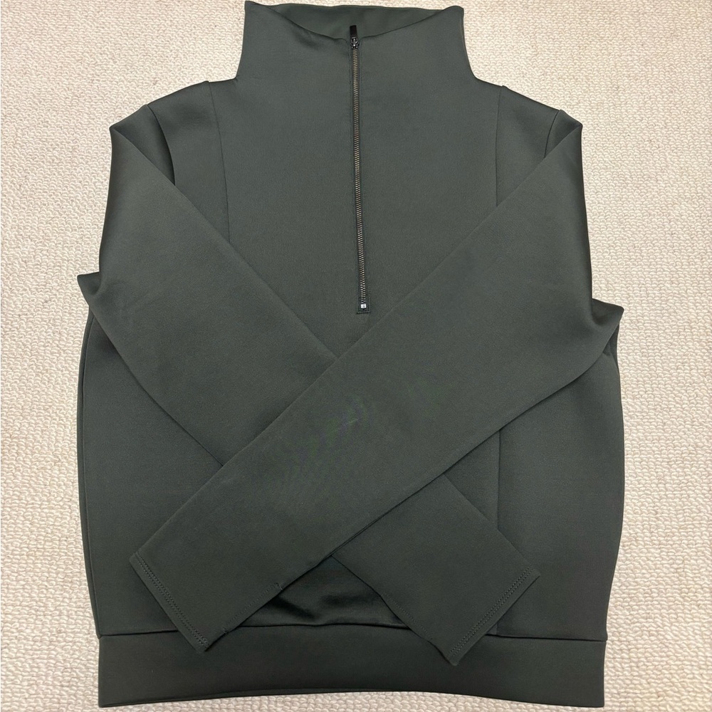 ADAY Home Stretch Pullover